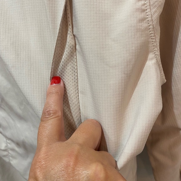 Deluth Trading Button Down Snap Button Wicking Fabric vented Roll sleeve - Picture 7 of 8